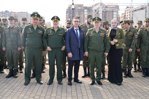  В г. Магас на площади Алания сегодня прошла масштабная выставка трофейной военной техники НАТО!