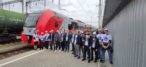 Студенты ИнгГУ приняли участие в запуске скоростного поезда между Ингушетией и Минеральными Водами