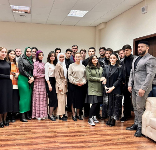 17 октября состоялась встреча ректора Ингушского государственного университета Албаковой Фатимы Юсуповны со студенческим активом. 