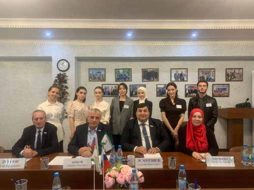 Студенты ИнгГУ в Школе Общественного контроля