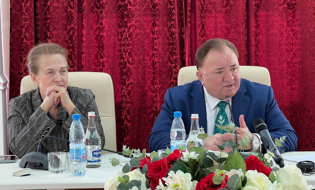 Глава Ингушетии Махмуд-Али Калиматов встретился со студентами Ингушского государственного университета